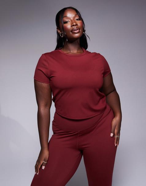 4505 Curve – Icon – Burgundowy, przylegający, krótki T-shirt sportowy z miękkiego materiału - view 1