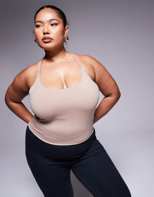 4505 Curve - Icon - Canottiera taglio corto da yoga morbida al tatto color biscotto con reggiseno interno