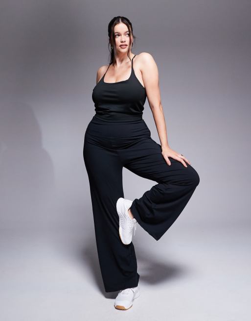 4505 Curve - Icon - Crop top de yoga à bretelles fines avec brassière intégrée   , 4 de 4