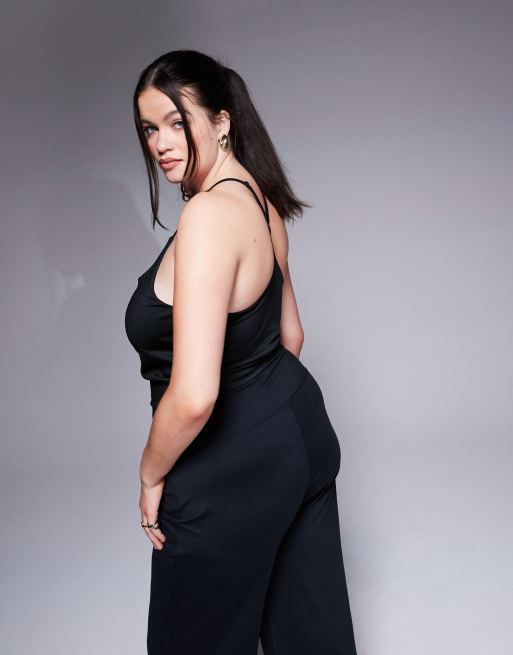 4505 - Curve - Icon - Cropped yoga top met camibandjes en ingebouwde bh   , 2 van 4