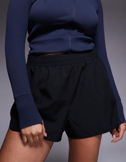 4505 Curve – Icon – Gewebte Lauf-Shorts in Schwarz mit Reißverschlusstaschen, 5 von 5