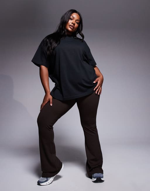 4505 Curve Icon heavyweight cotton oversized t-shirt with quick dry finish in washed black, 4 of 4