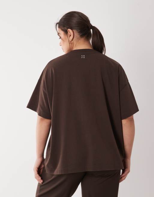 4505 Curve Icon heavyweight cotton oversized t-shirt with quick dry finish in washed espresso, 2 of 4