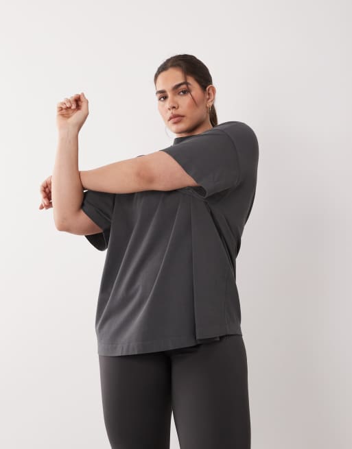 4505 Curve Icon heavyweight cotton oversized t-shirt with quick dry finish in washed gray, 3 of 4
