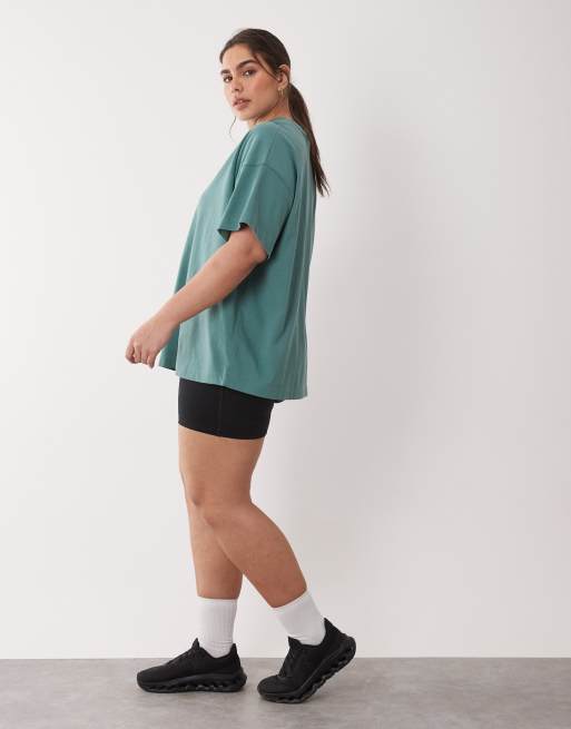 4505 Curve Icon heavyweight cotton oversized t-shirt with quick dry finish in washed sage, 2 of 4