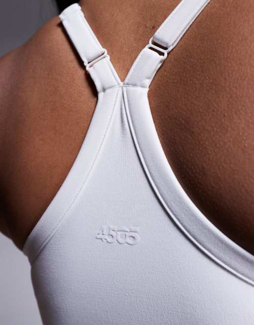 4505 Curve - Icon - Hvid blød yoga-camisol med justerbare stropper og indbygget BH, 2 af 4