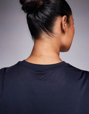 4505 Curve Icon Performance T-shirt With Quick Dry In Multi
