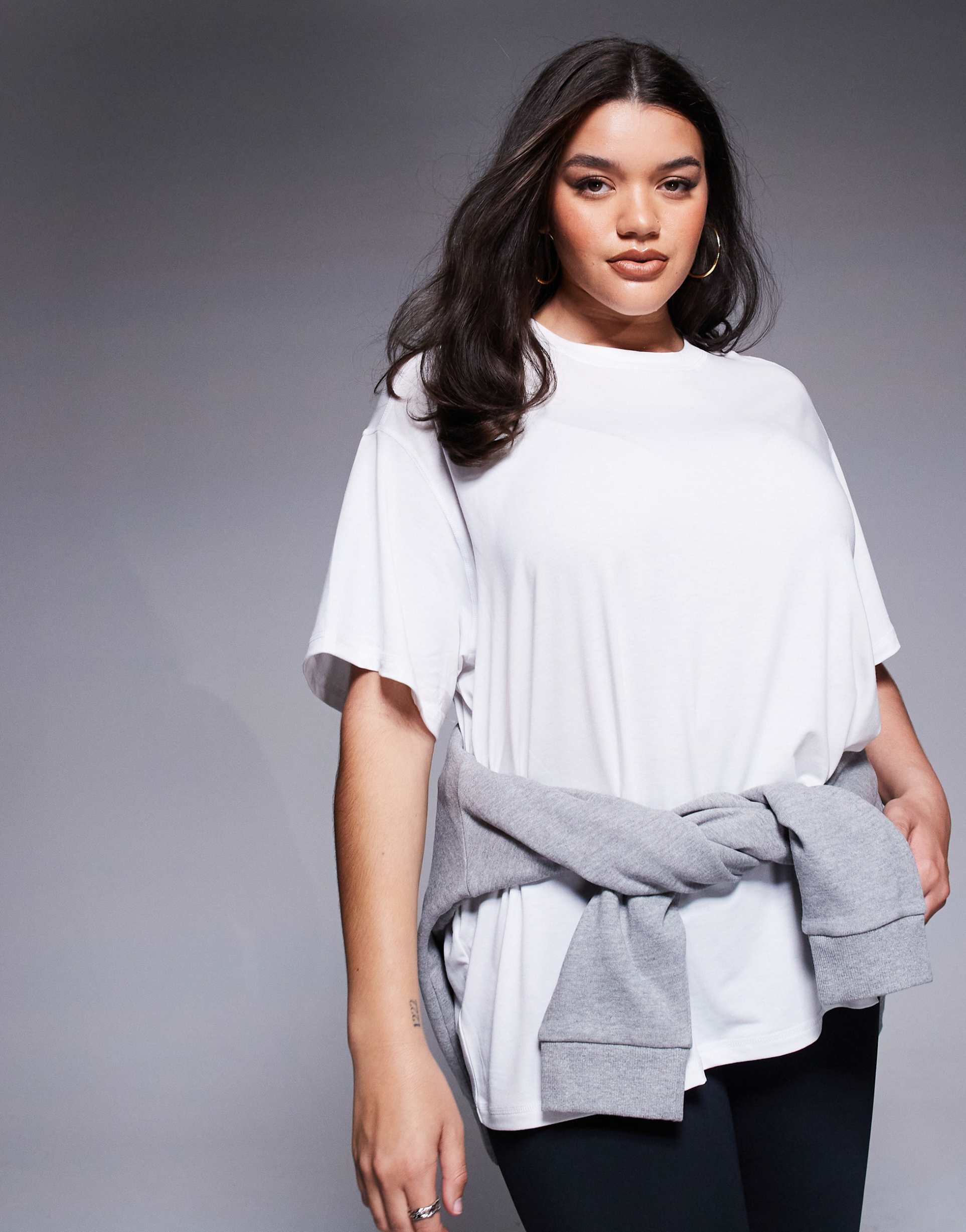 4505 curve icon quick dry performance oversized t-shirt in white