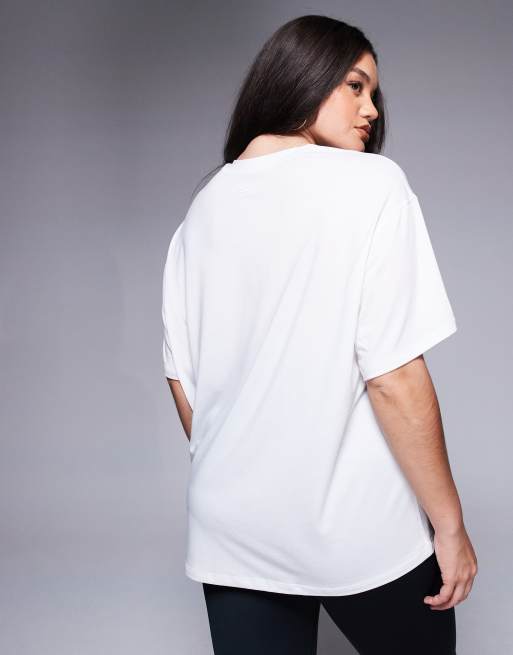 4505 Curve Icon quick dry performance oversized t-shirt in white , 4 of 4