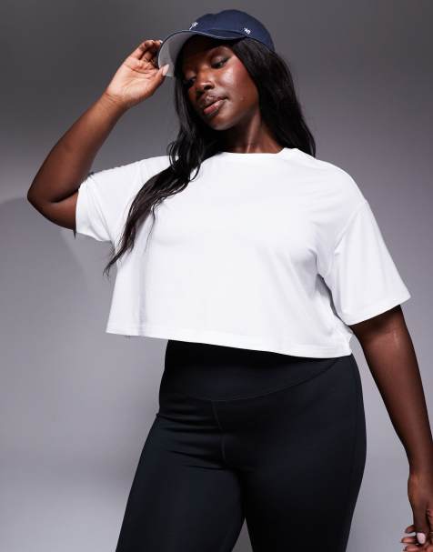 4505 Curve – Icon – Schnell trocknendes Sport-T-Shirt in Weiß mit Boxy Cropped Fit - view 1