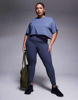 4505 Curve - Icon - Schnelltrocknendes Sport-T-Shirt in Kornblumenblau mit Boxy-Cropped-Fit
