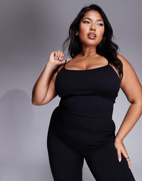 4505 Curve Icon seamless rib yoga vest with inner bra in black - view 1
