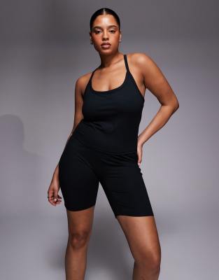 4505 Curve Icon Soft Touch High Waist 8 Inch Legging Shorts In Black