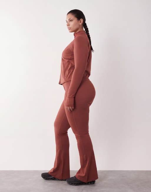 4505 Curve Icon soft touch high waist slim kick yoga legging in amber, 2 of 5
