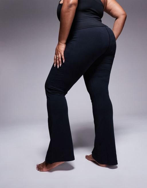 4505 Curve Icon soft touch high waist slim kick yoga leggings in black, 4 of 5
