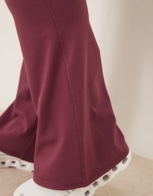 4505 Curve Icon Soft Touch High Waist Slim Kick Yoga Leggings In Purple