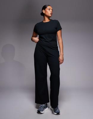 4505 Curve Icon Soft Touch Studio Baby T-shirt In Black