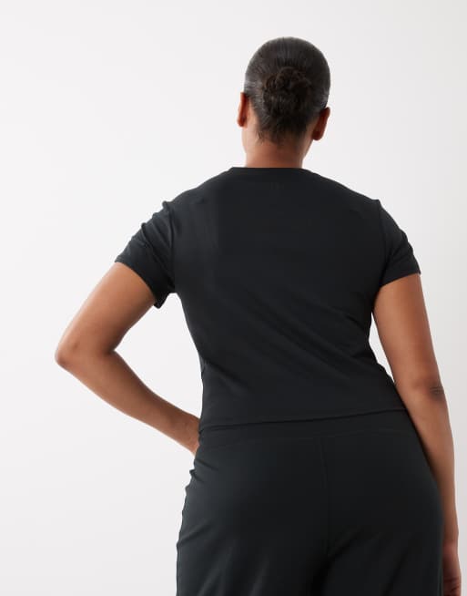 4505 Curve Icon soft touch studio baby T-shirt in black, 4 of 4