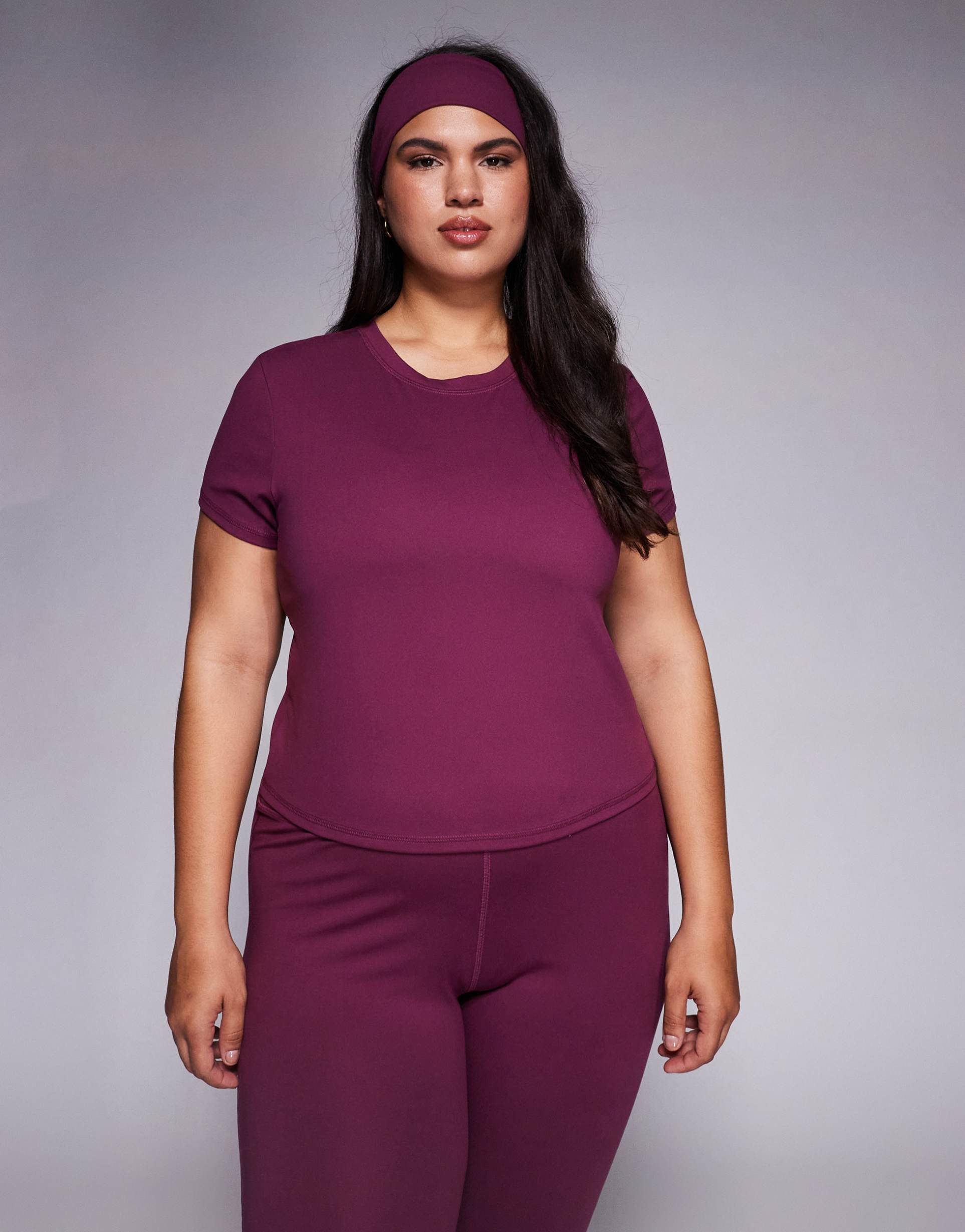 4505 curve icon soft touch studio baby t-shirt in burgundy