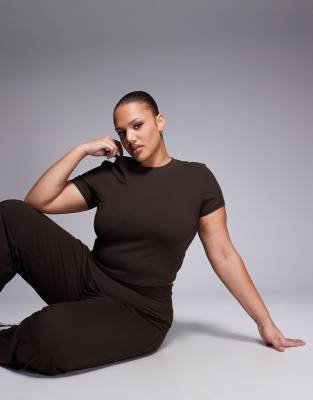 4505 Curve Icon Soft Touch Studio Baby T-shirt In Brown