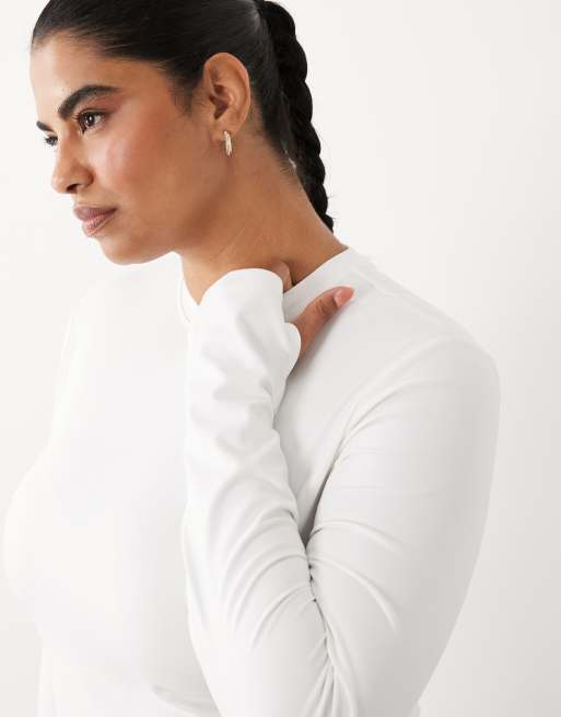 4505 Curve Icon soft touch studio long sleeve baby t-shirt in white, 2 of 4