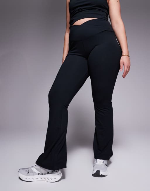 4505 Curve Icon soft touch wrap waist slim kick yoga legging in black, 2 of 5