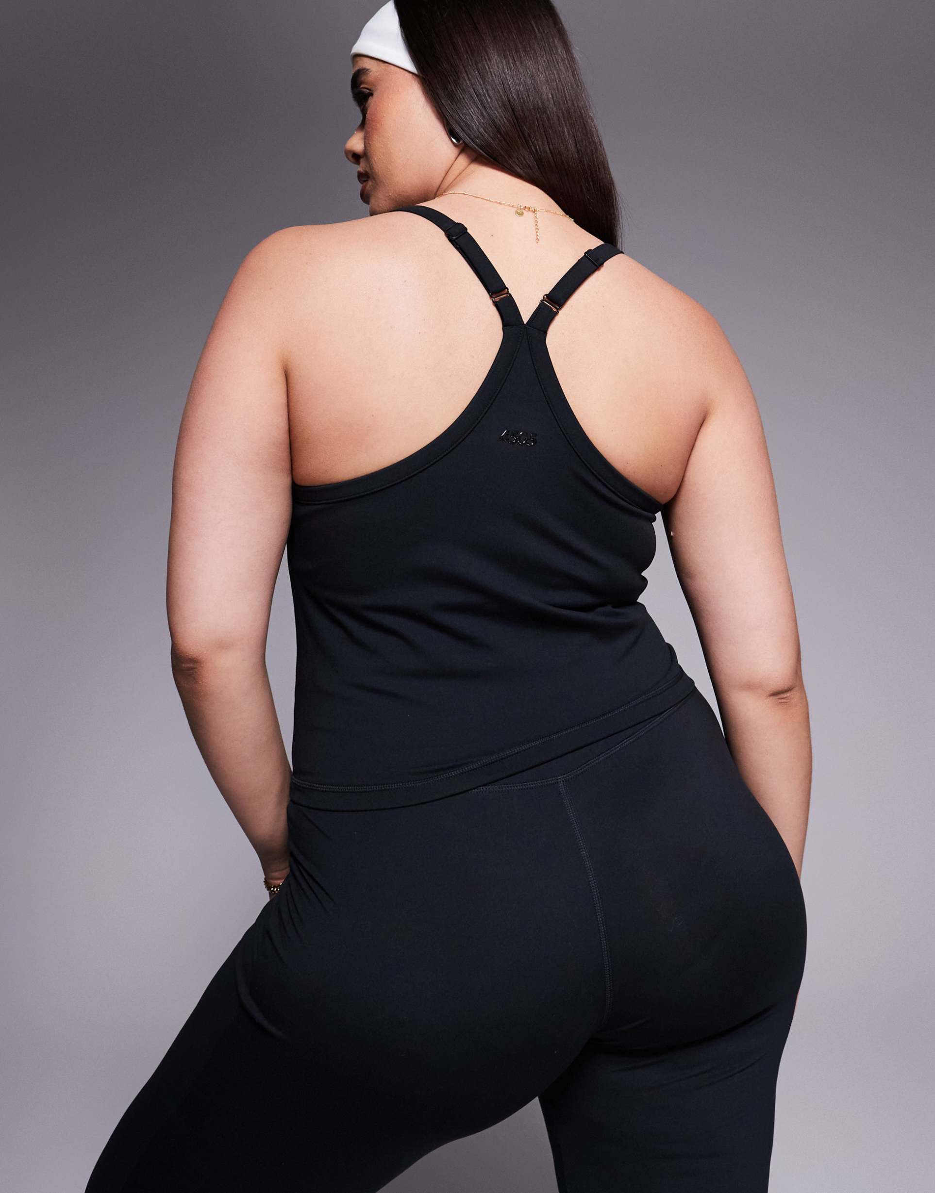 4505 curve icon soft touch yoga cami with inner bra and adjustable straps in black