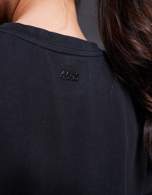 4505 Curve - Icon - Vasket sort cropped T-shirt i kraftigt, hurtigttørrende bomuld, 3 af 4