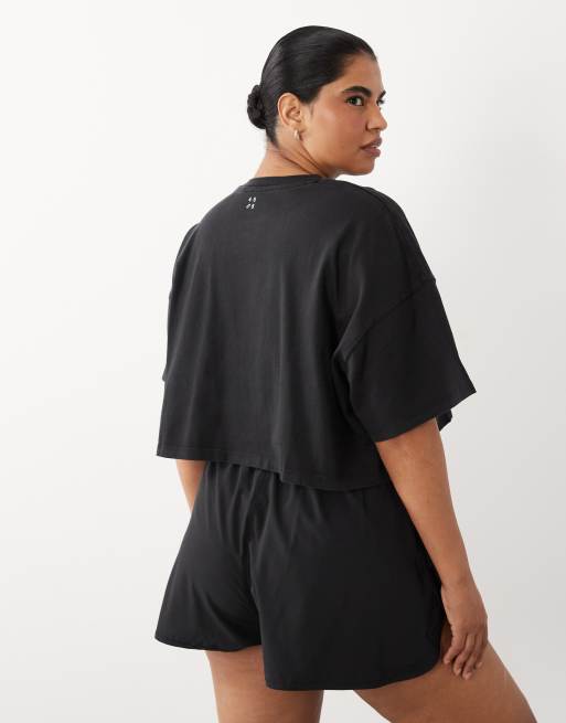 4505 Curve - Icon - Vasket sort cropped T-shirt i kraftigt, hurtigttørrende bomuld, 4 af 4