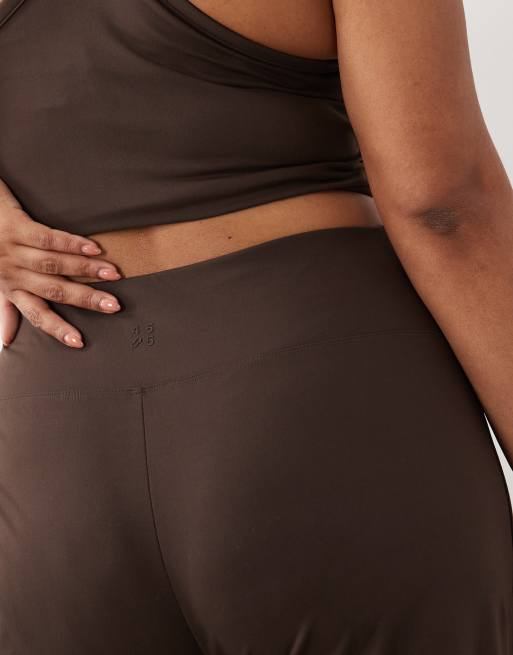 4505 Curve – Icon – Weiche Tanzhose in Schokobraun mit weitem Bein und hohem Bund , 4 von 5