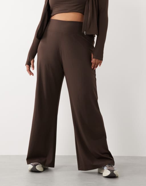 4505 Curve – Icon – Weiche Tanzhose in Schokobraun mit weitem Bein und hohem Bund , 5 von 5