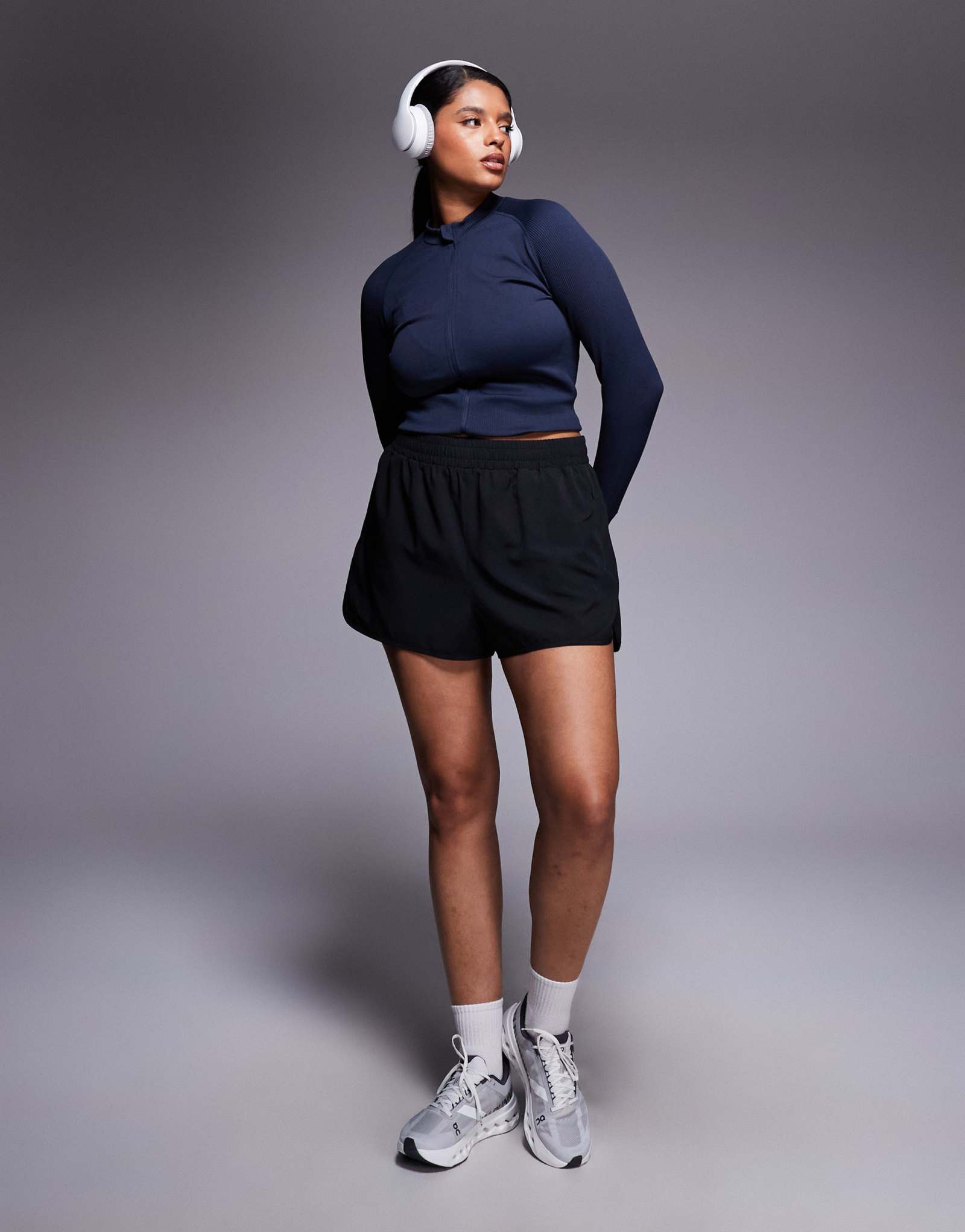 4505 Тканые шорты для бега Curve Icon черного цвета с карманами на молнии