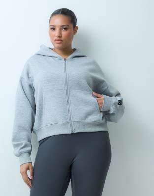 Relaxed Fit 4