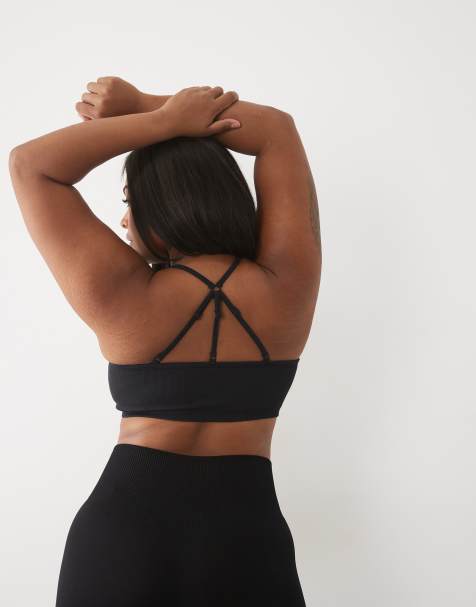 4505 Curve seamless baby rib medium support sports bra with removable padding in black - view 1
