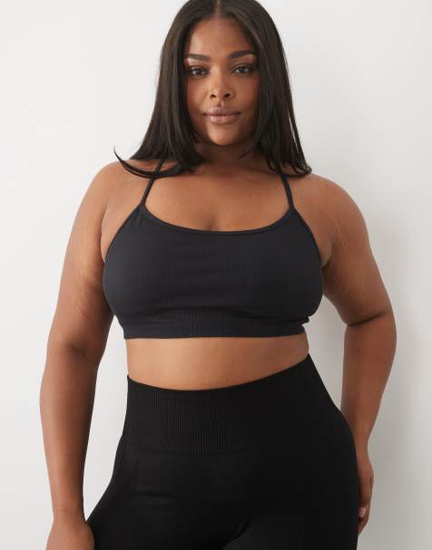 4505 Curve seamless baby rib medium support sports bra with removable padding in black