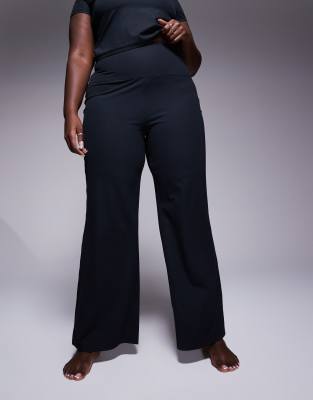 asos 4505 Curve soft touch rib slim kick yoga legging in black