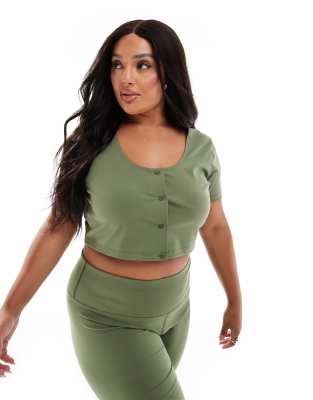 4505 Curve Studio soft touch active short sleeve cardigan in khaki green-pink