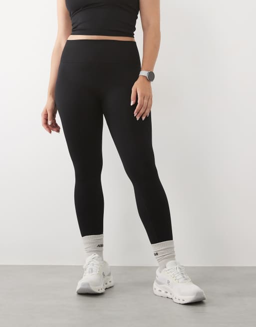 4505 Curve – Svarta träningsleggings med hög midja i seamless-design, 2 av 5