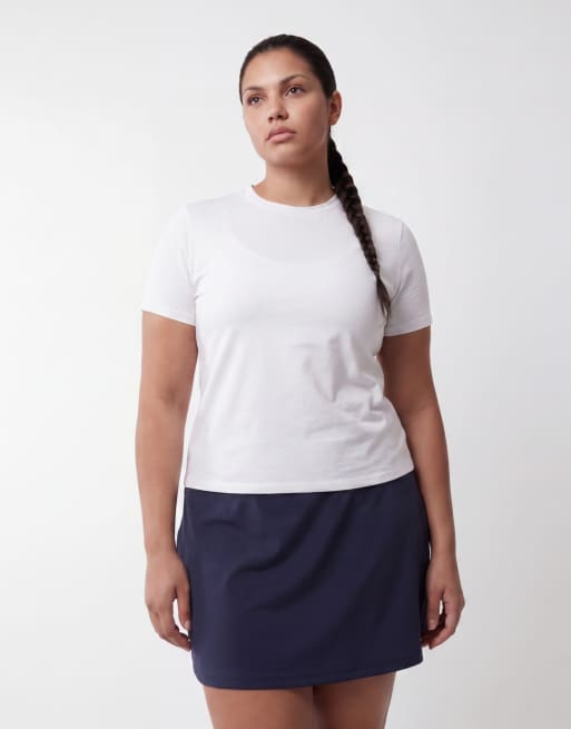 4505 Curve – Tailliertes Alltags-T-Shirt aus Baumwolle in Weiß mit schnelltrocknendem Finish