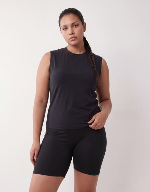 4505 Curve – Tailliertes Alltags-Tanktop aus Baumwolle in Schwarz mit schnelltrocknendem Finish