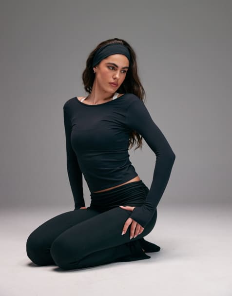 4505 plush handle scoop back layering long sleeve in black