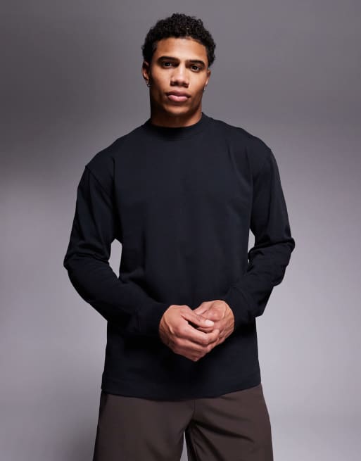 4505 – Czarny T-shirt sportowy oversize z długimi rękawami z szybkoschnącej bawełny 