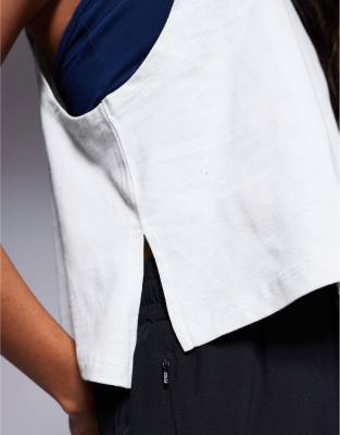 4505 DROP ARMHOLE CROPPED COTTON TANK TOP WITH QUICK DRY FINISH 