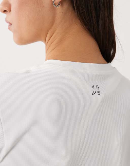4505 - Engineered Performance - Cropped hardloopshirt met wafelstructuur en sneldrogend effect in wit, 3 van 4