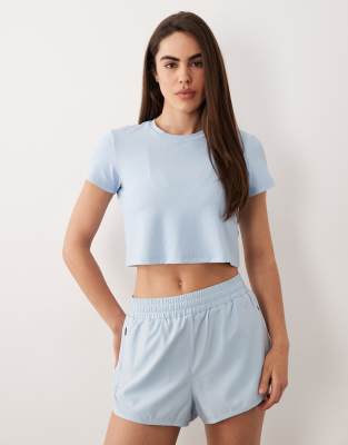 4505 Engineered Performance Waffle Knit Cropped Running T-shirt With Quick Dry Finish In Blue