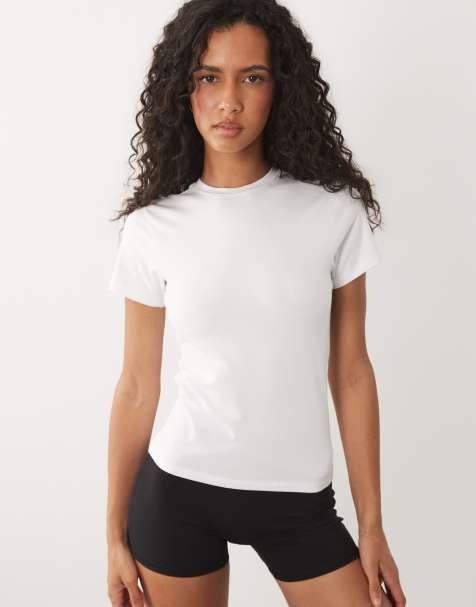 4505 – Figurbetontes Alltags-T-Shirt aus Baumwolle in Weiß mit schnelltrocknendem Finish - view 1