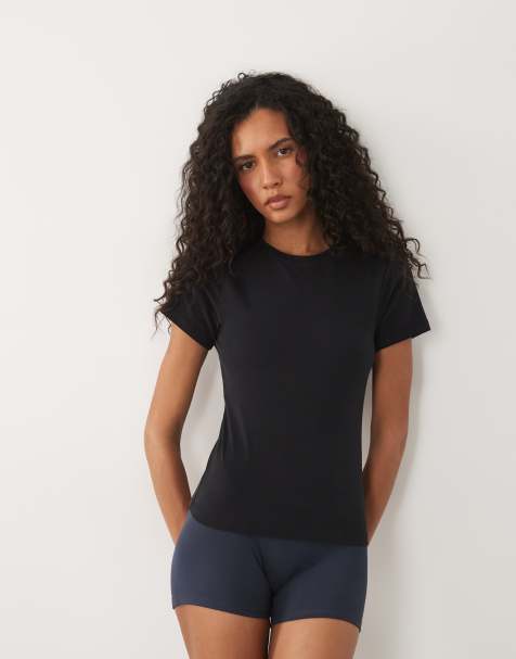 4505 fitted cotton everyday t-shirt with quick dry finish in black - view 1