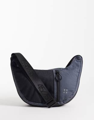 4505 gym crossbody sling bag with utility mesh pocket in black 7290₽