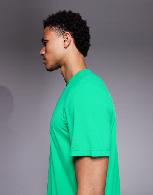 4505 - Hardloop-T-shirt van sneldrogend performance mesh met print op de achterkant in neongroen, 4 van 5