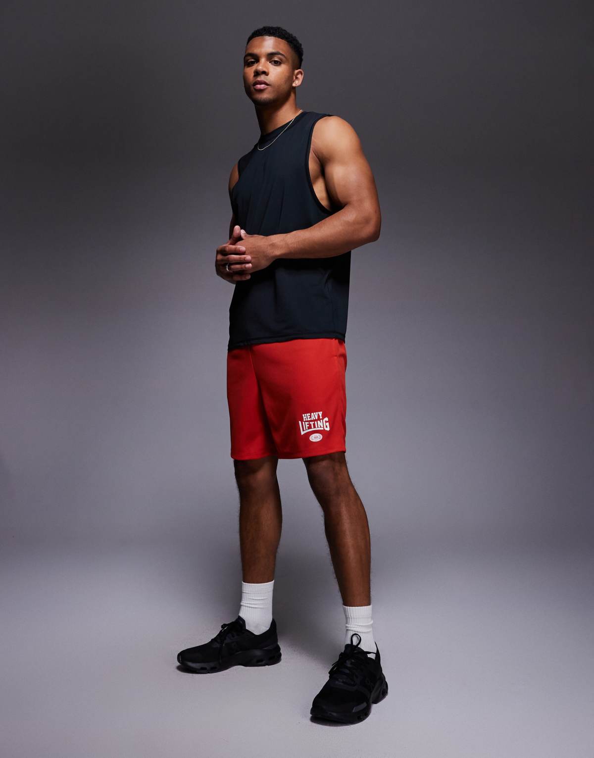 4505 Heavy Lifting graphic mesh training shorts in red